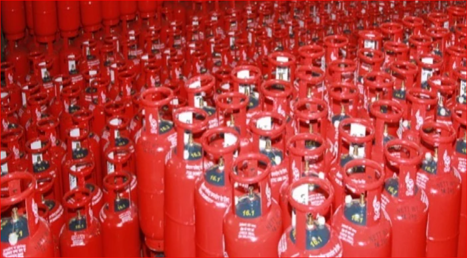 Price of 12kg LPG cylinder cut by Tk26 to Tk1,215