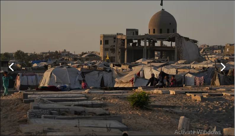 Displaced Palestinians find shelter among graves in Gaza cemeteries