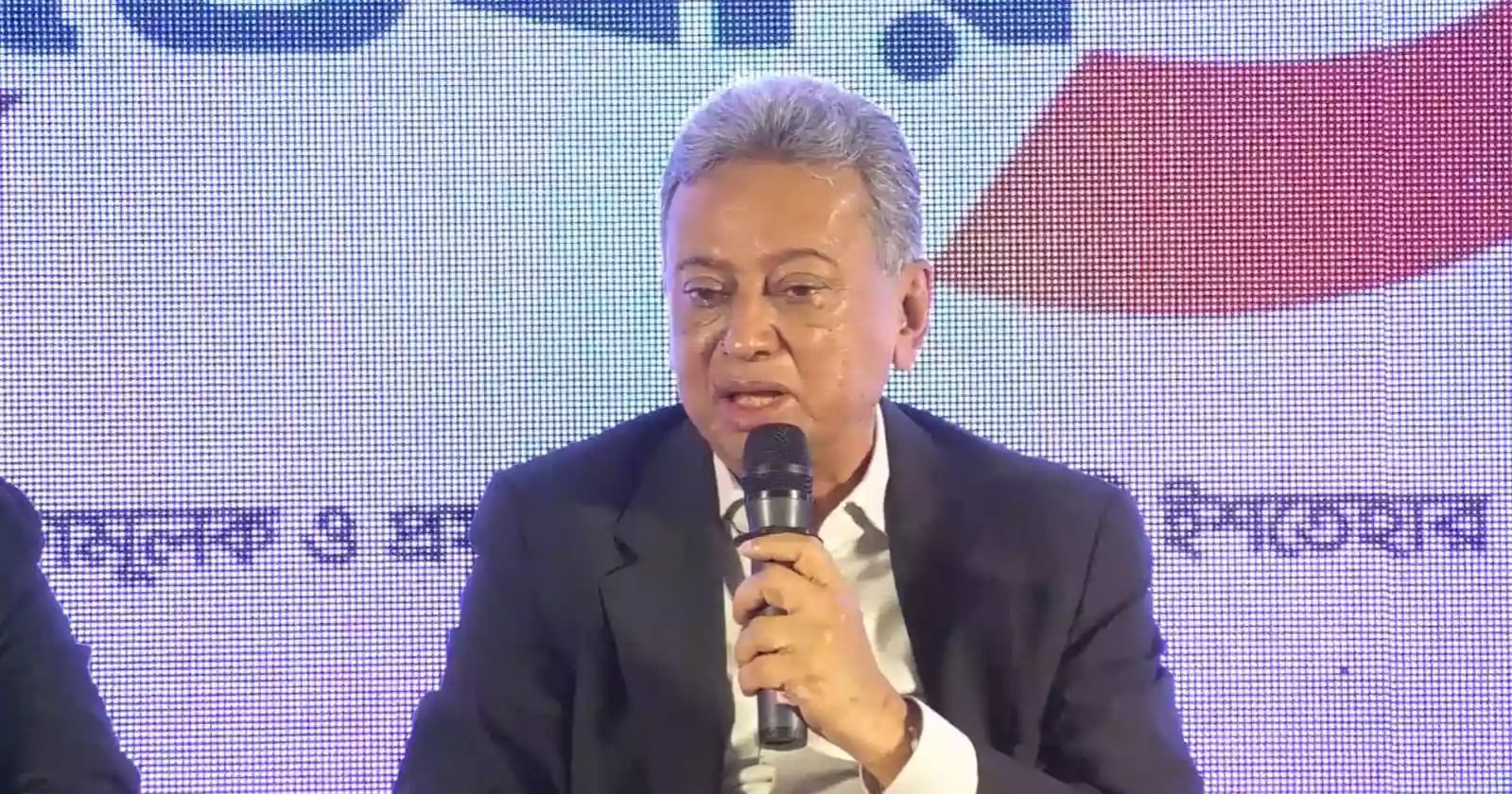 Constitution has no referendum provision, says Amir Khosru 