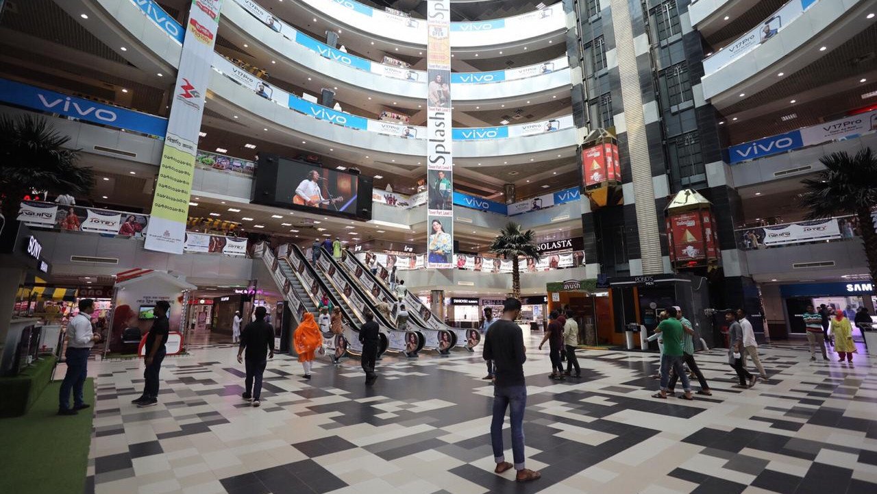 Shops, commercial centres, malls to remain open Thursday