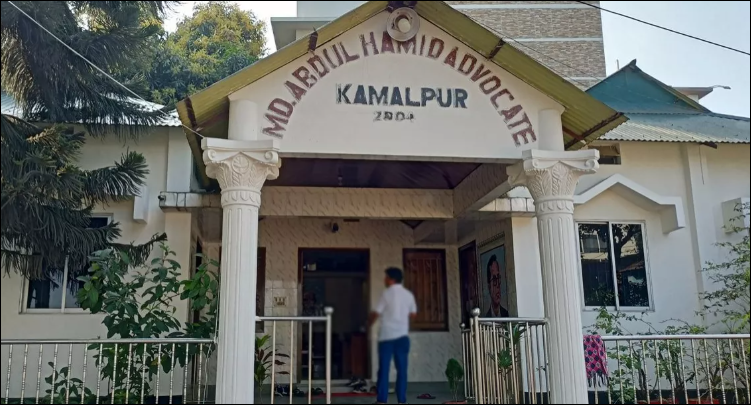 Ex-President Abdul Hamid’s residence attacked in Kishoreganj