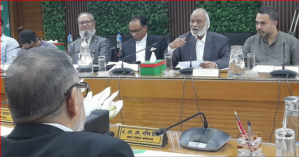 Returning officers should be Commission officials, not district administration: Moyeen Khan