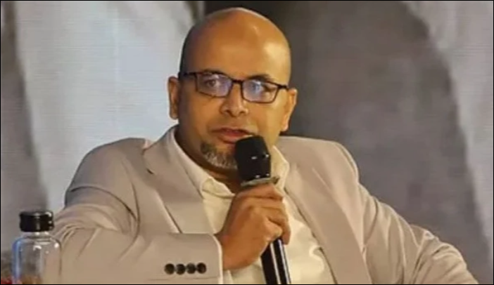 Govt to block cloned, illegally imported phones: Faiz Ahmed Taiyeb