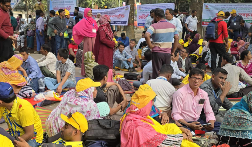 Health assistants continue work abstention demanding up-gradation