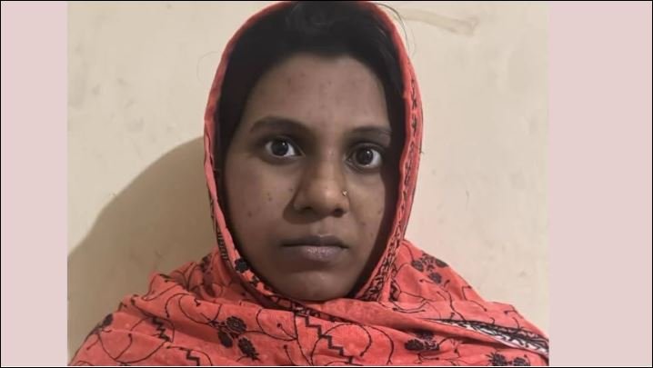 Housewife arrested for drowning eight puppies in Pabna pond