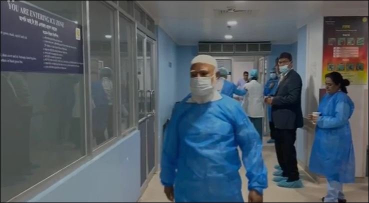 Jamaat Ameer visits Khaleda Zia at Evercare Hospital