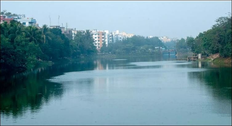 A decade on, Uttara lake development still stuck in limbo