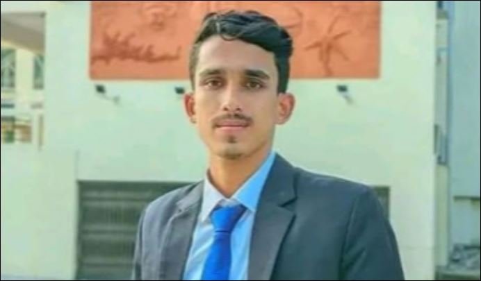 CU student found hanging in Chattogram