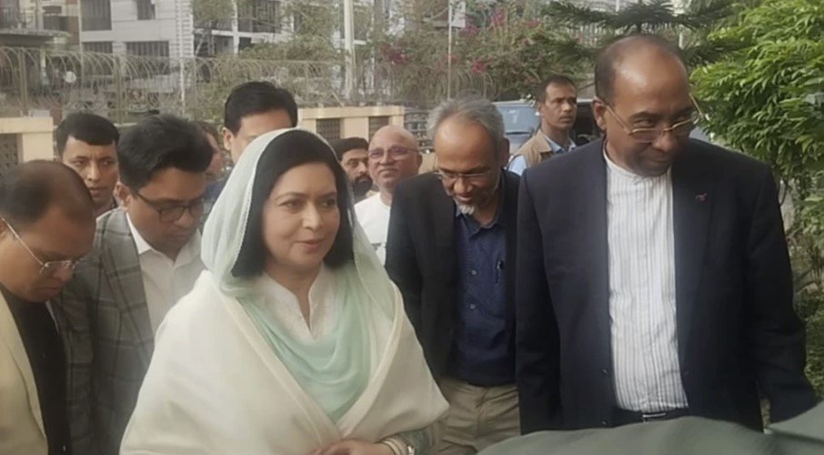Zubaida visits Evercare Hospital to stand beside ailing Khaleda
