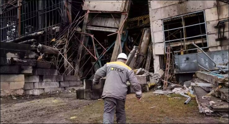 Zelenskyy races to rally allies as Trump pushes rapid Russia peace plan