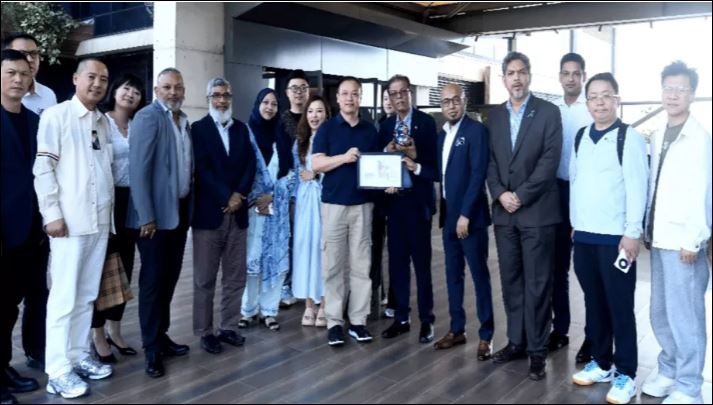 Chinese delegation meets BGMEA leaders to explore diversified investment opportunities