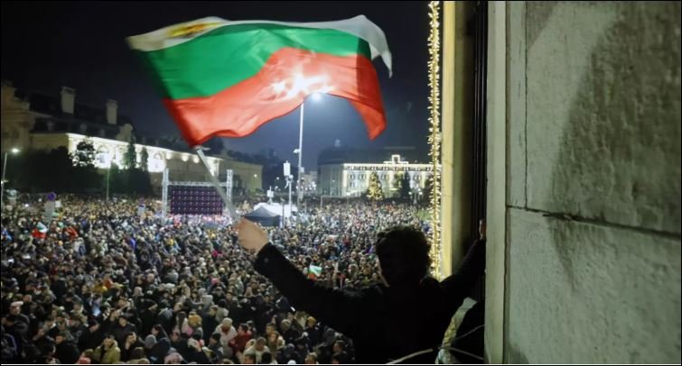 Bulgaria, a European nation, watches its government fall amid a wave of rising voices