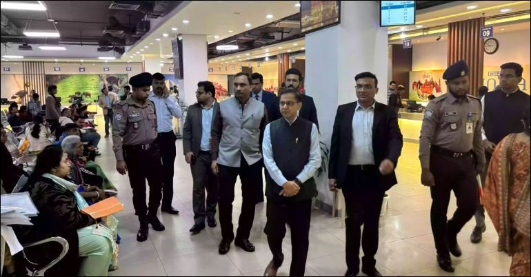 Pranay Verma visits Indian visa centre in Dhaka