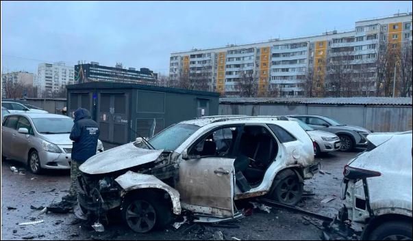 Russian general dies in car explosion in Moscow