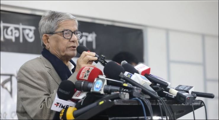 Attacks on Daily Star, Prothom Alo a direct assault on democracy: Fakhrul