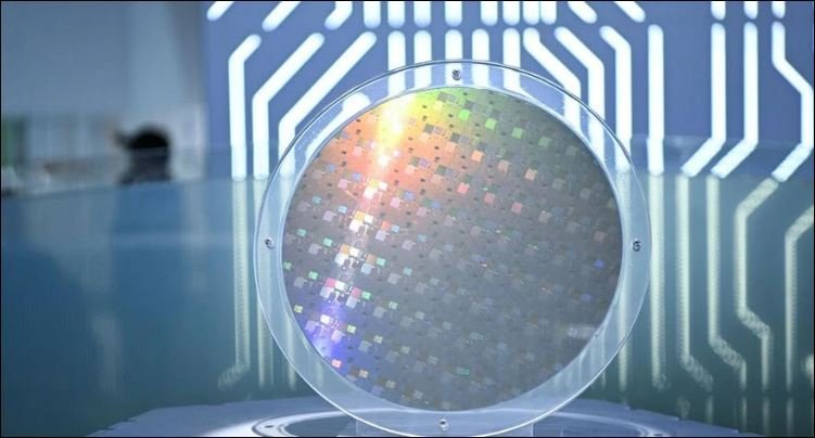 China’s Core AI Industry surpasses 1 trillion yuan in 2025