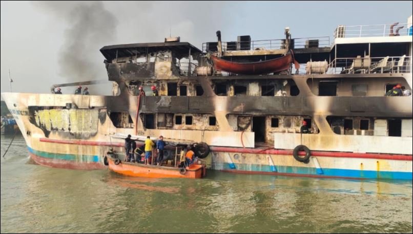 Crew member killed as St Martin’s Islan-bound tourist ship catches fire