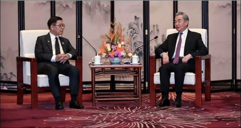 Thai, Cambodian foreign ministers hold China talks to reinforce ceasefire