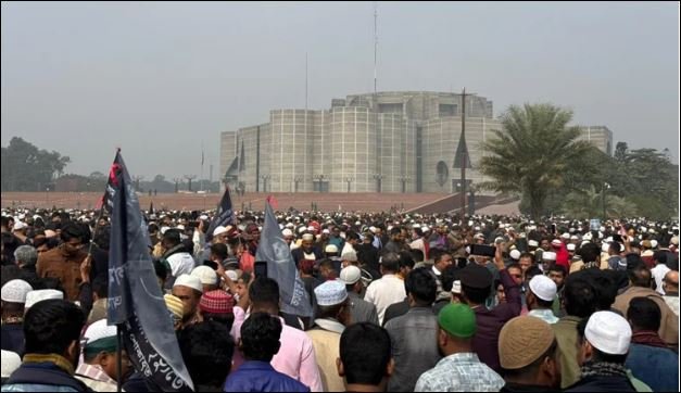 All roads lead to Manik Mia Avenue to bid farewell to Khaleda Zia