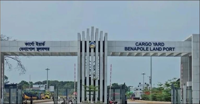 Trade through Benapole port suspended