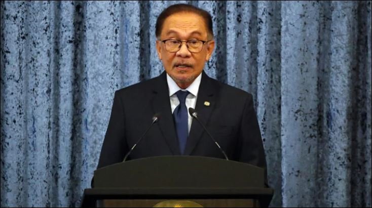 Malaysia to introduce 10-year term limit for PM