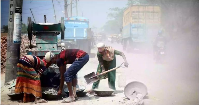 Daily Danger in Dhaka: Food, air, water offer residents few safe choices