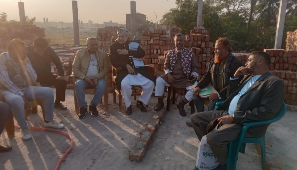 Land grabbers wreak havoc at Nawab Askari Jute Mills