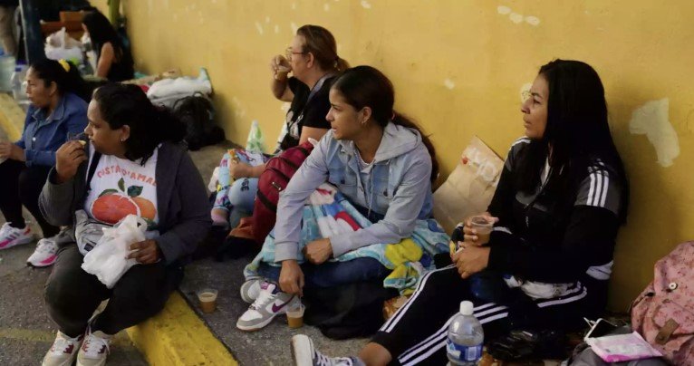 Families of jailed Venezuelans suffer mounting agony as expected releases delayed