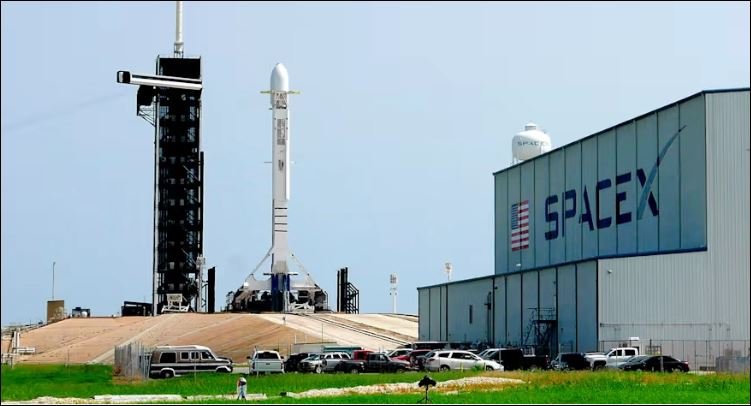 Free Starlink boosts flow of protest information from Iran