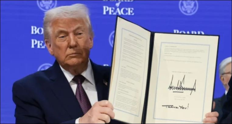 Trump unveils Gaza redev plan without consulting Palestinians