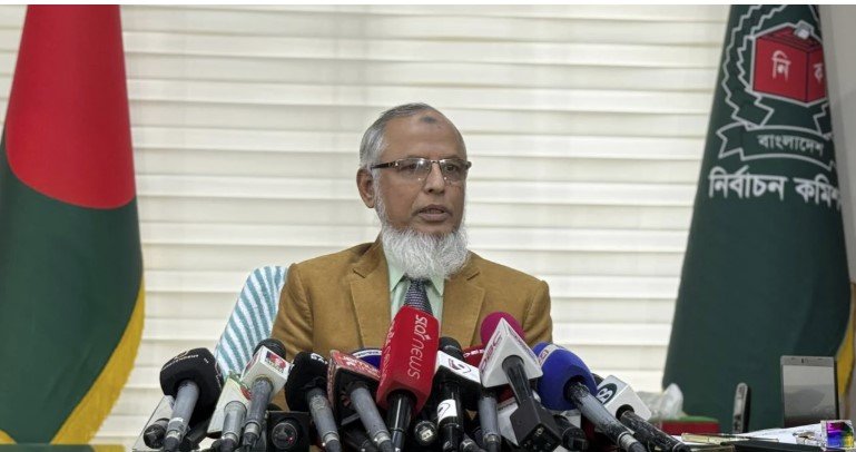 Election officials can’t campaign for or against referendum: EC Anwar