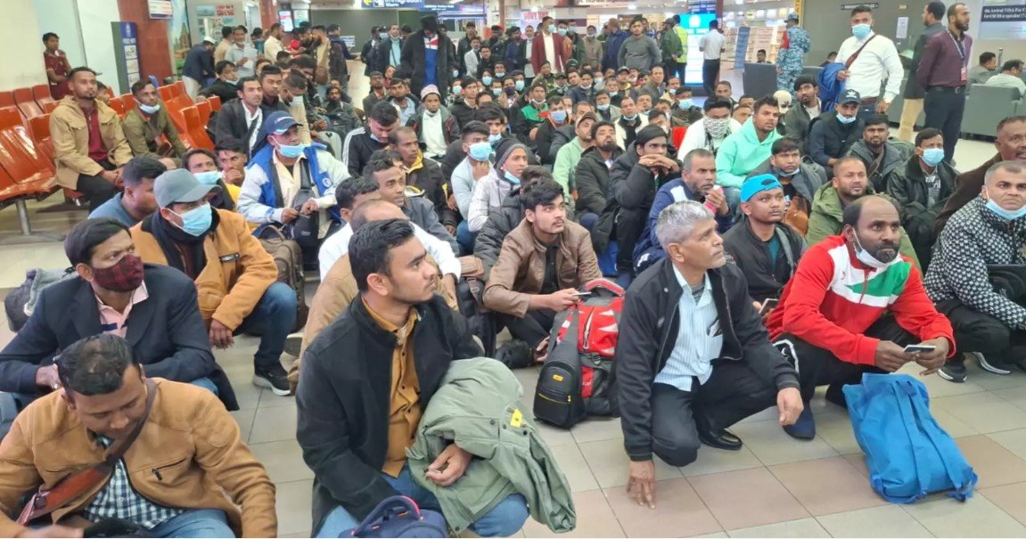 175 more Bangladeshis return home from Libya