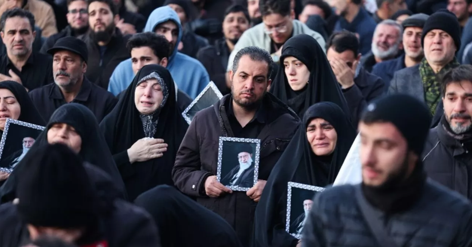 US will ‘rain missiles’, ‘death and destruction’ on Iran, Trump aides say