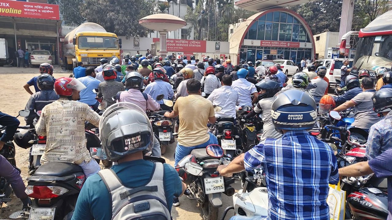 Motorists wait hours for fuel as pumps restrict sales in capital