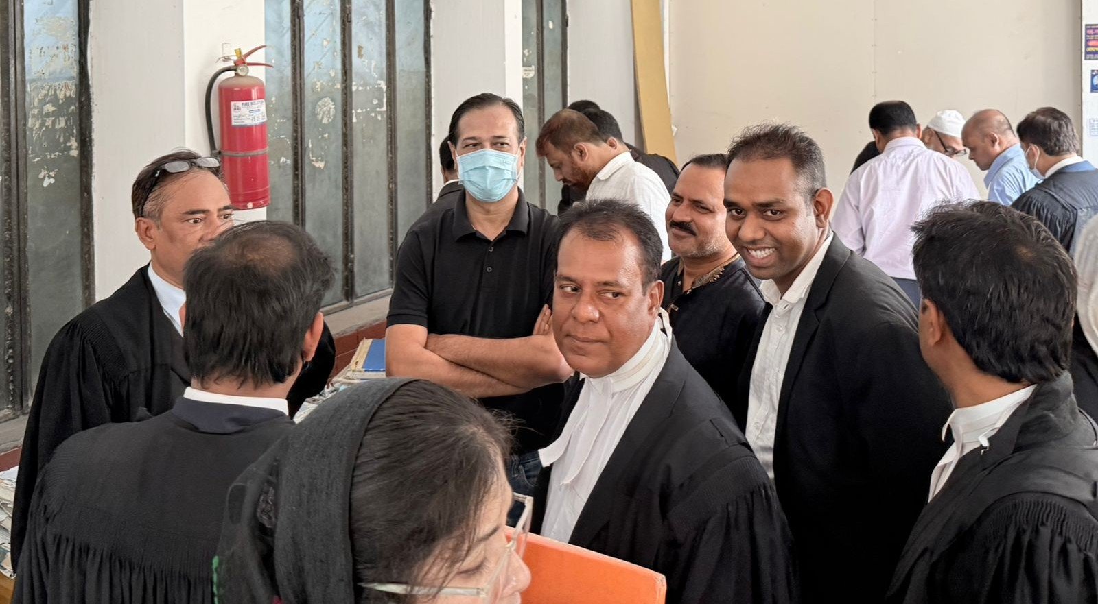 Court acquits singer Asif Akbar in case over foreign liquor