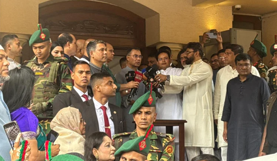 PM calls for collective efforts to build desired Bangladesh