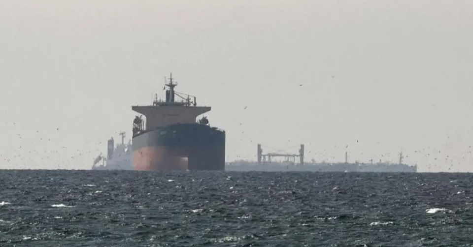 Trump signals Iran war drawdown, urges allies to secure Hormuz