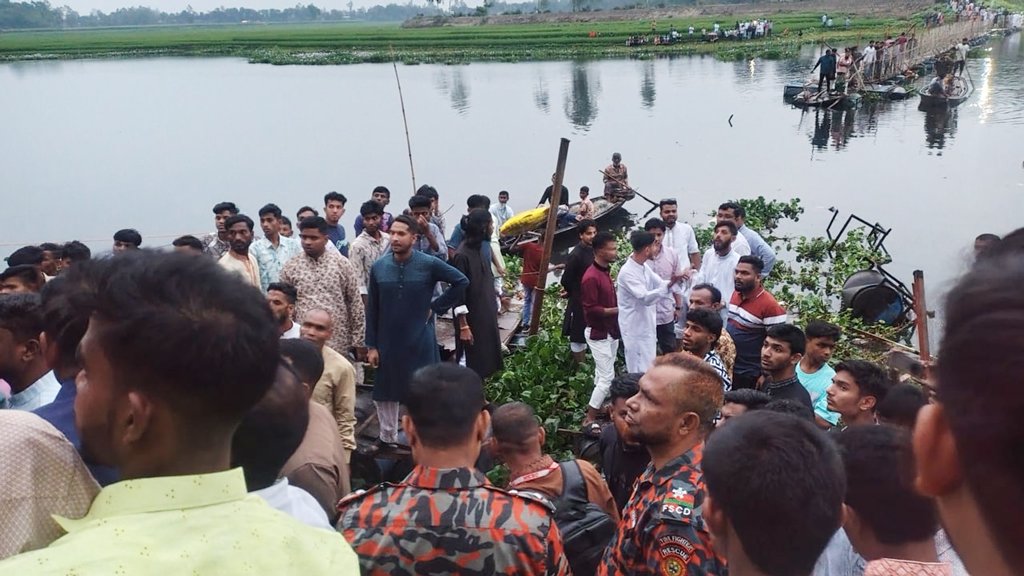 5 die in Jamalpur bridge collapse