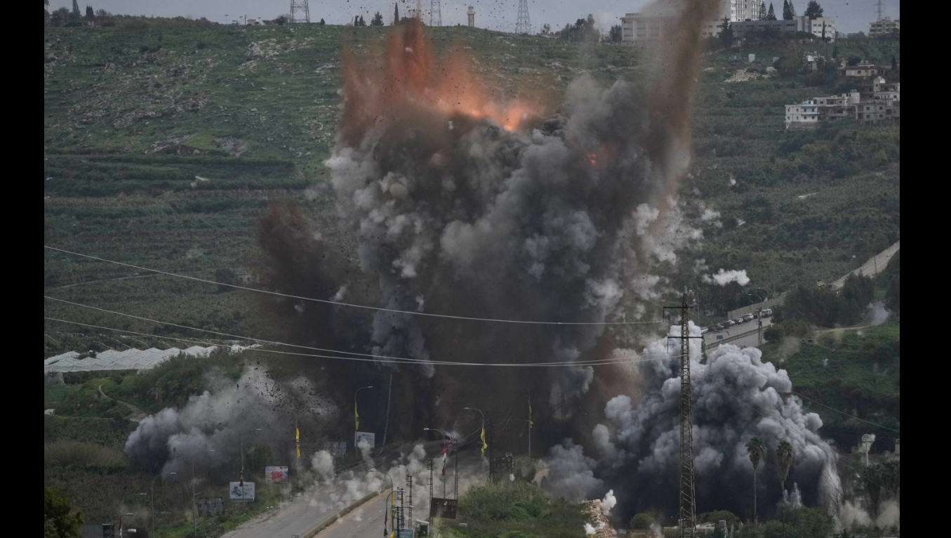 Israel launches new wave of attacks on Tehran and Iran threatens to start hitting Gulf power plants