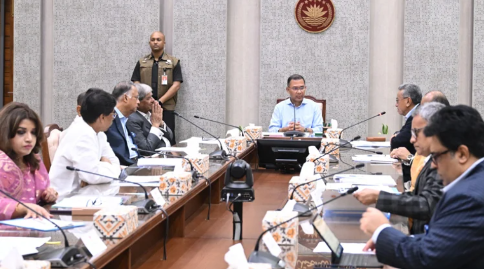 PM holds special meeting to tackle fuel crisis