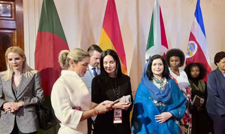 Zubaida meets Melania Trump, other First Ladies