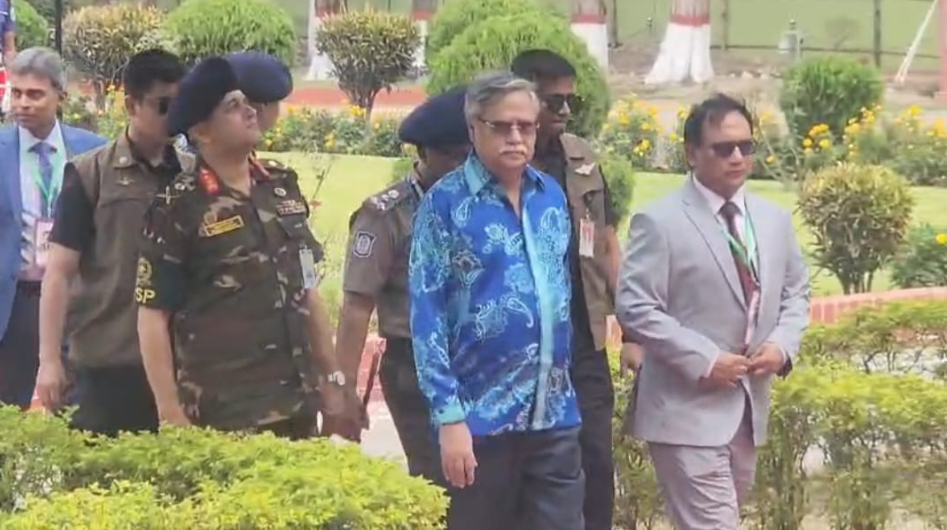President arrives at his hometown Pabna on four-day visit