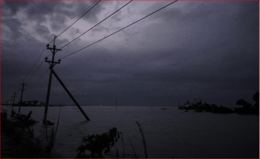 Help arrives for Cuba in crisis, as most nations stand aside