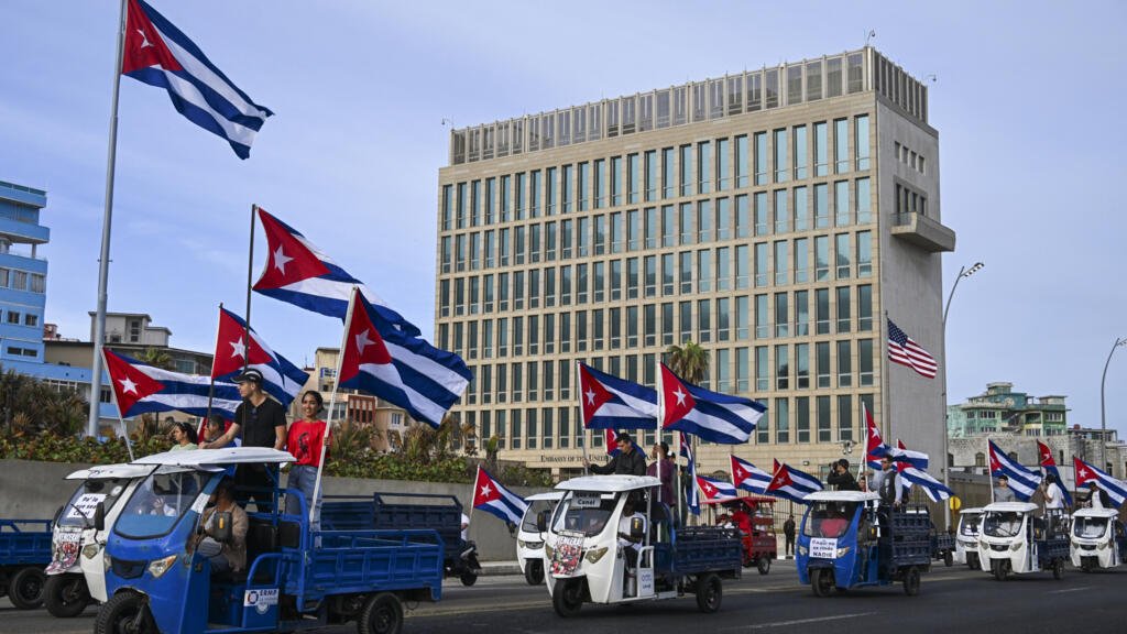 Cuba frees 2,010 amid US pressure