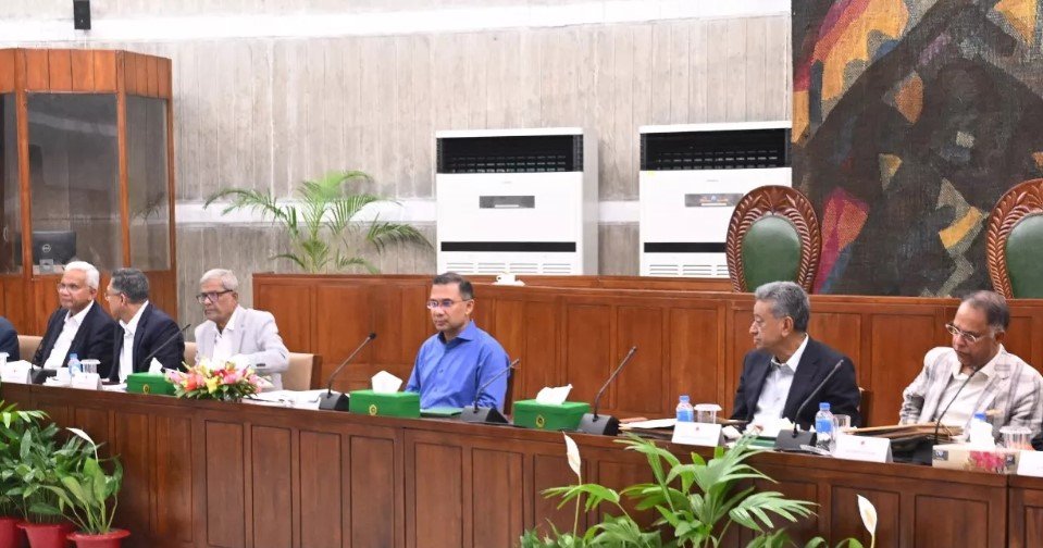 Govt suspends interest-free car loans for officials