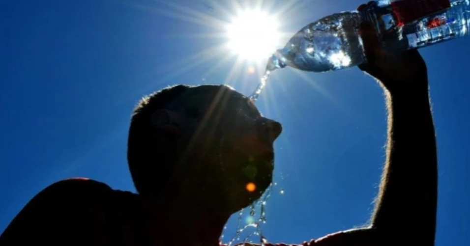 Mild to moderate heat wave sweeps Dhaka, other parts of country: Met office