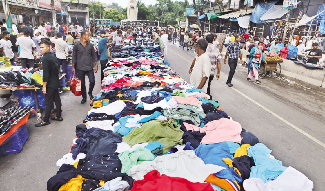 Rehabilitate, don’t displace: Make Dhaka hawkers policy work for all