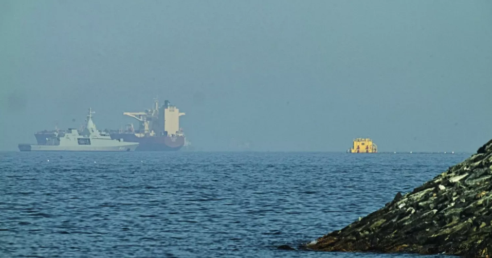US pauses Strait of Hormuz operation amid progress in Iran talks