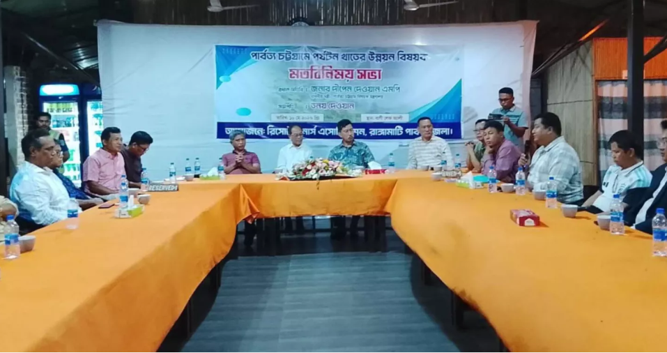 Govt taking steps to attract foreign tourists to CHT: Minister