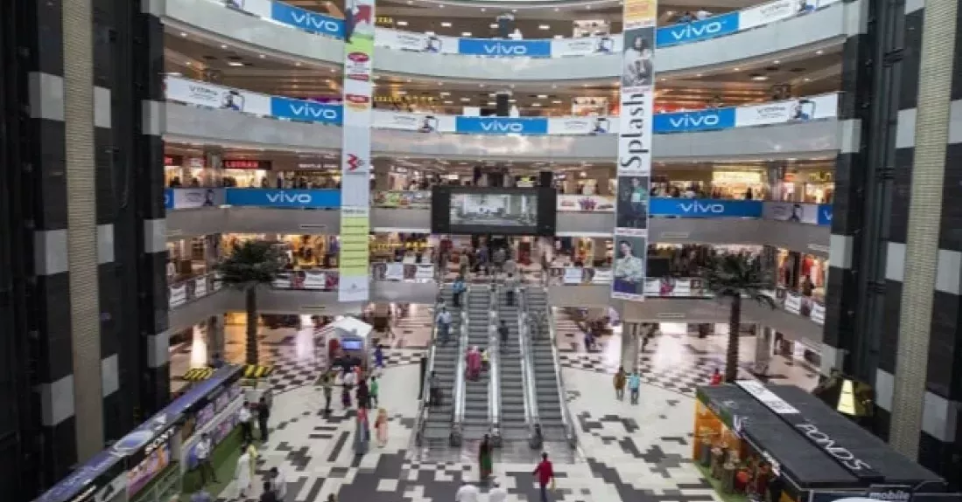 Shopping malls, markets to stay open until 10pm till Eid-ul-Azha